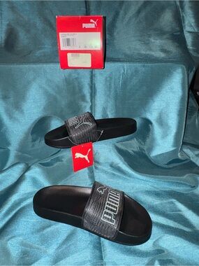 Puma Women’s Black Leather Slide Sandals with Teal Logo - size 7.5